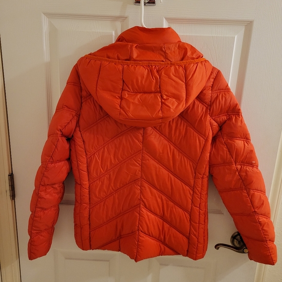 Packable Puffer Jacket - Picture 3 of 3